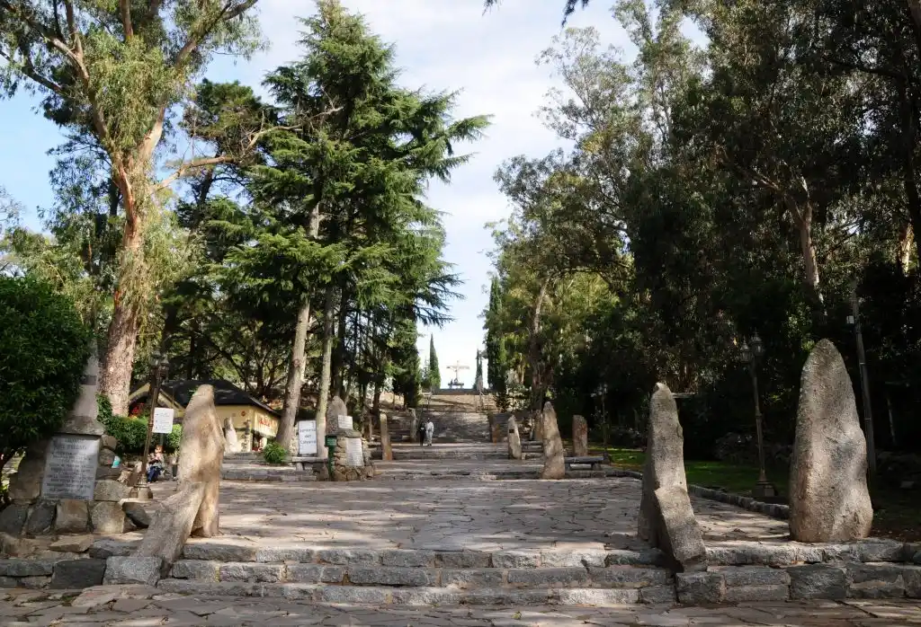 El tradicional Vía Crucis del Monte Calvario de Tandil: mirá el recorrido virtual