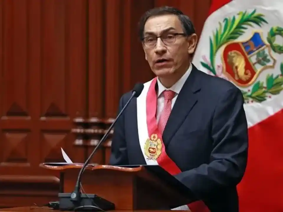 El Congreso de Perú inhabilita por 10 años al ex presidente Vizcarra