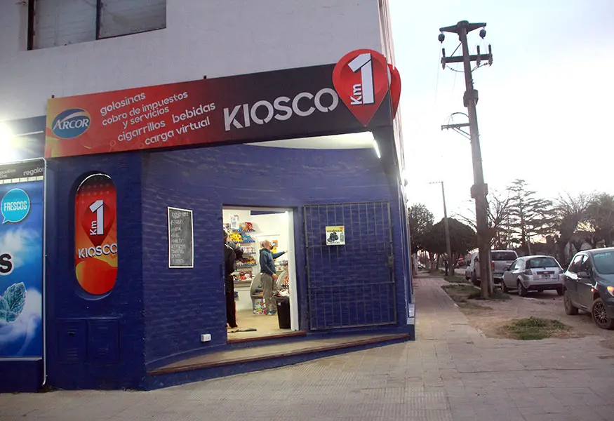 Ladrón solitario asaltó un polirrubro y robó el dinero