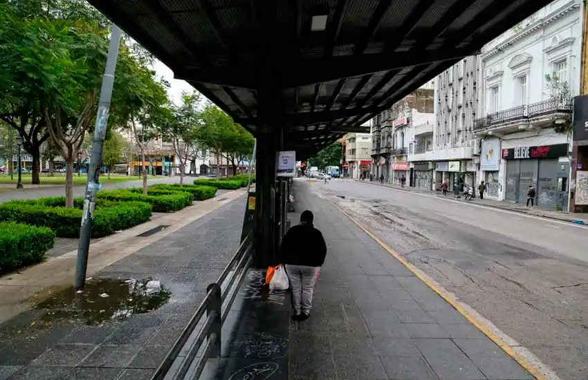 Arranca el fin de semana de aislamiento estricto en Rosario, un shock de restricciones para aliviar al sistema sanitario