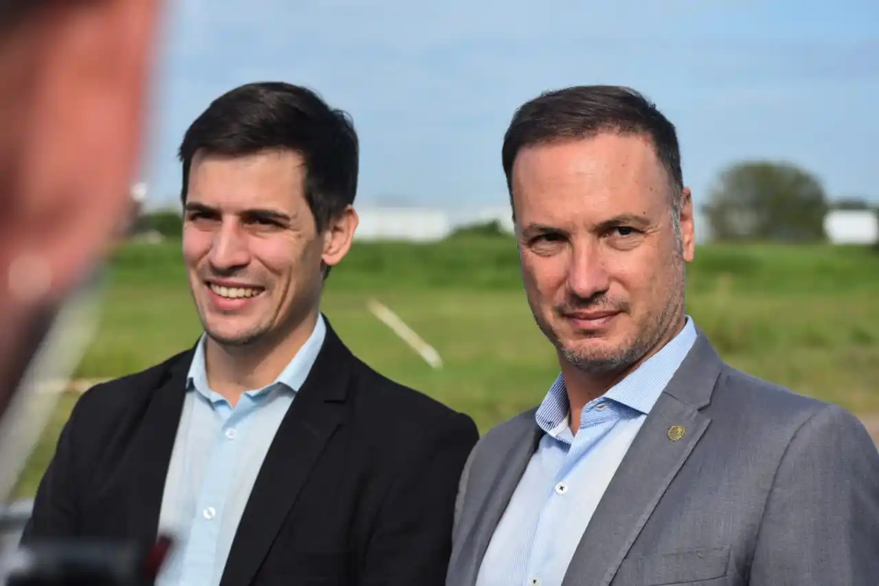 La Municipalidad y el Gobierno Provincial avanzan con obras para recuperar el ex predio del Ferrocarril Belgrano de Rafaela - 2