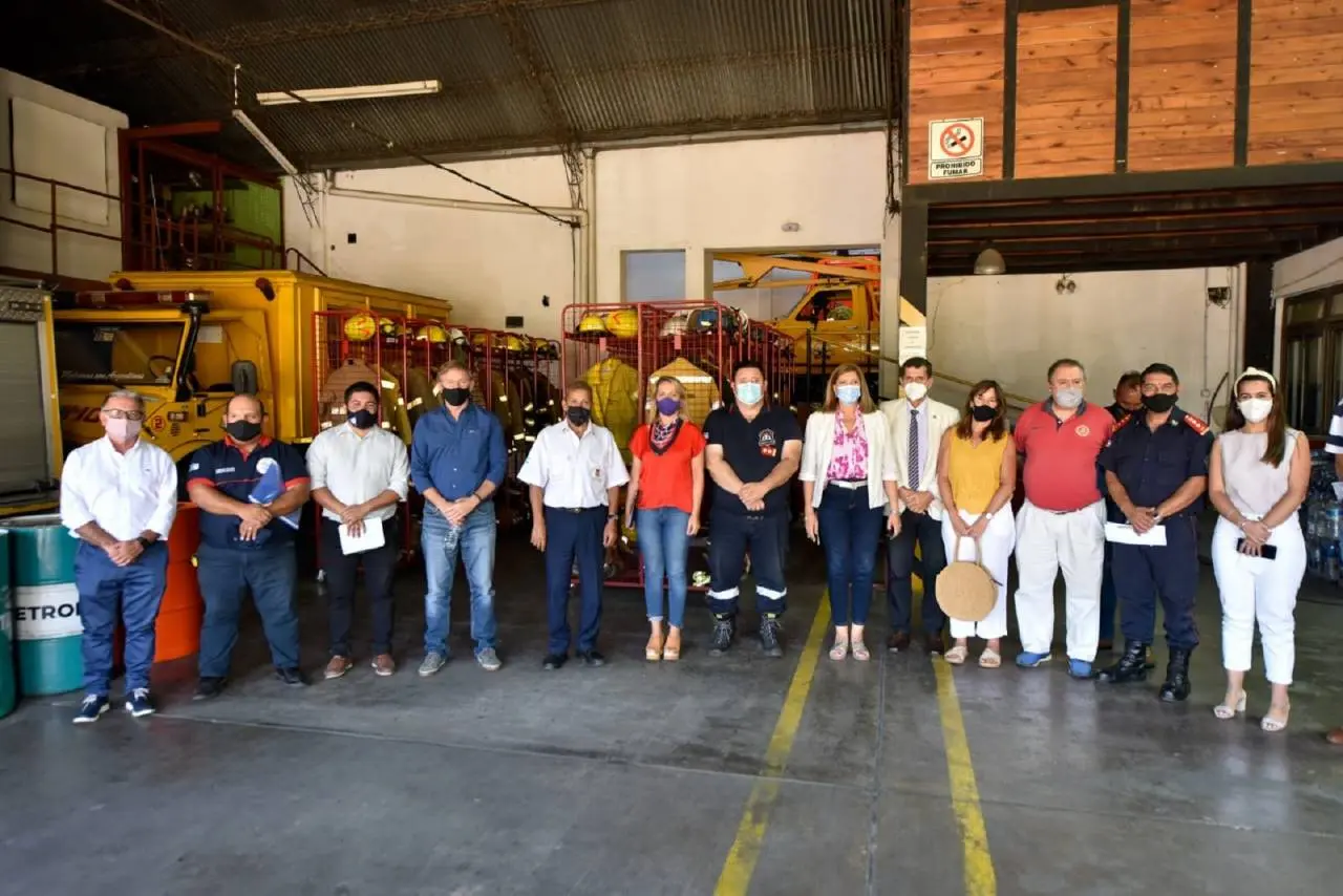  Reconocimiento a la tarea de los bomberos voluntarios