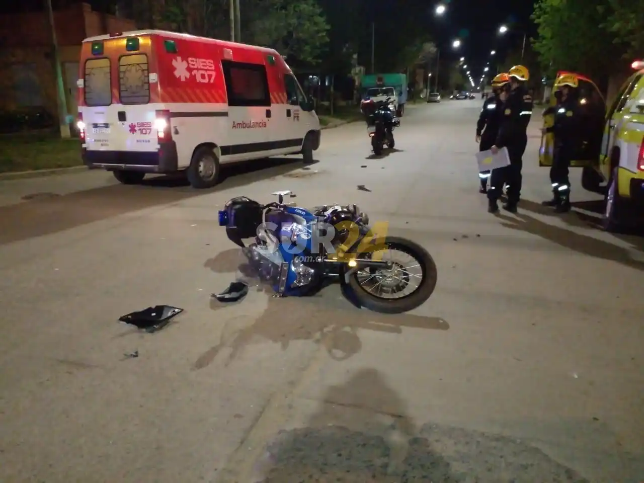 Un joven chocó a un policía motorizado y se dio a la fuga