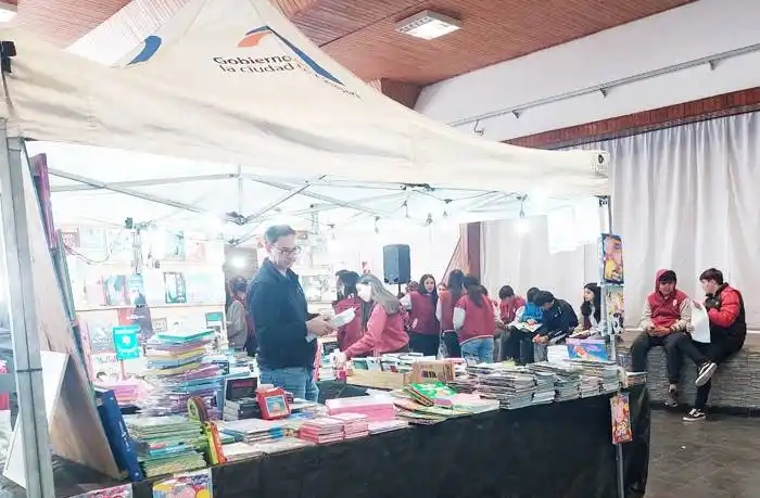 Más de 18 editoriales y librerías  participan de la XX Feria del Libro