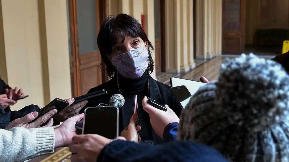 Extienden el reintegro del 15% en compras para jubilados y beneficiarios de planes sociales