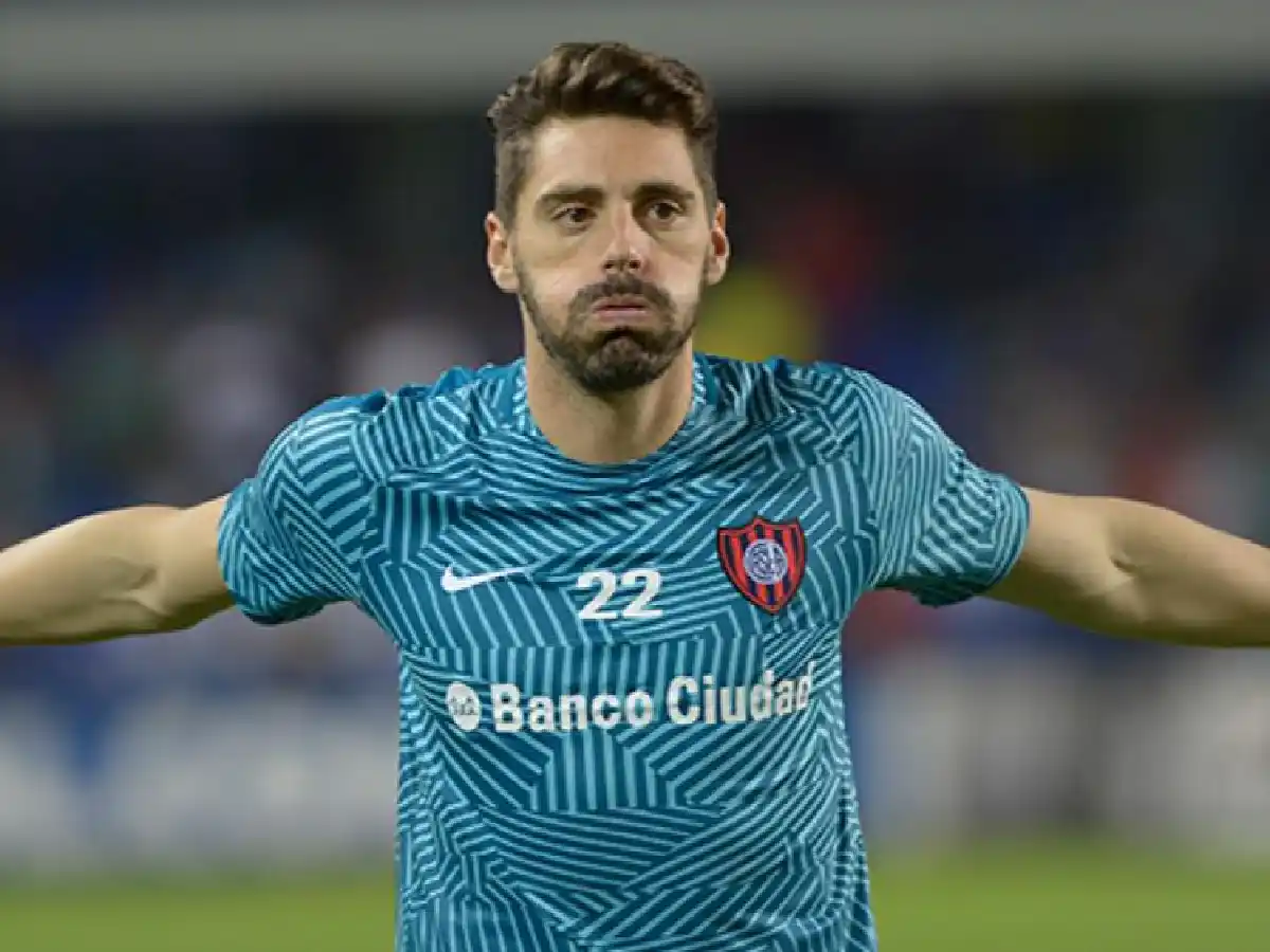 Navarro rescindió su contrato con San Lorenzo