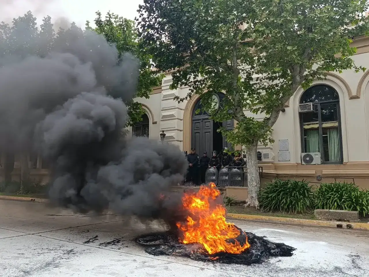 Protesta de municipales: el descuento salarial por días de paro fue de 48 millones sobre 231 empleados