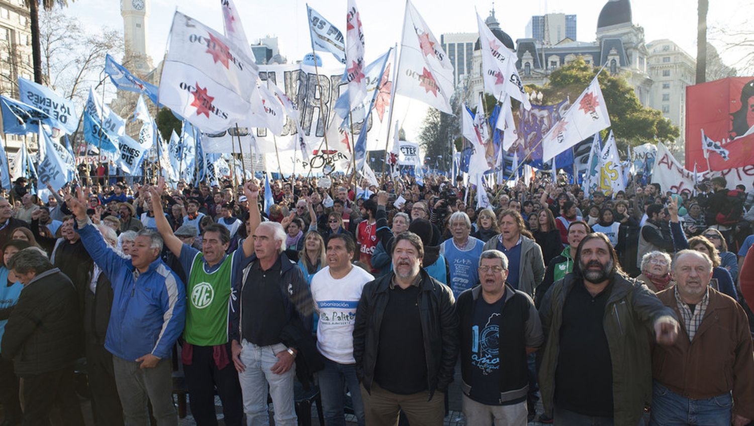 Impulsan "una gran protesta nacional" seis días antes de la elecciones