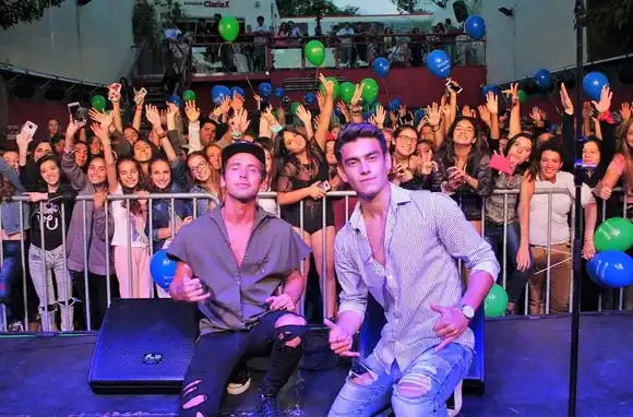 MYA: los ídolos teen del momento que cantaron en Espacio Clarín