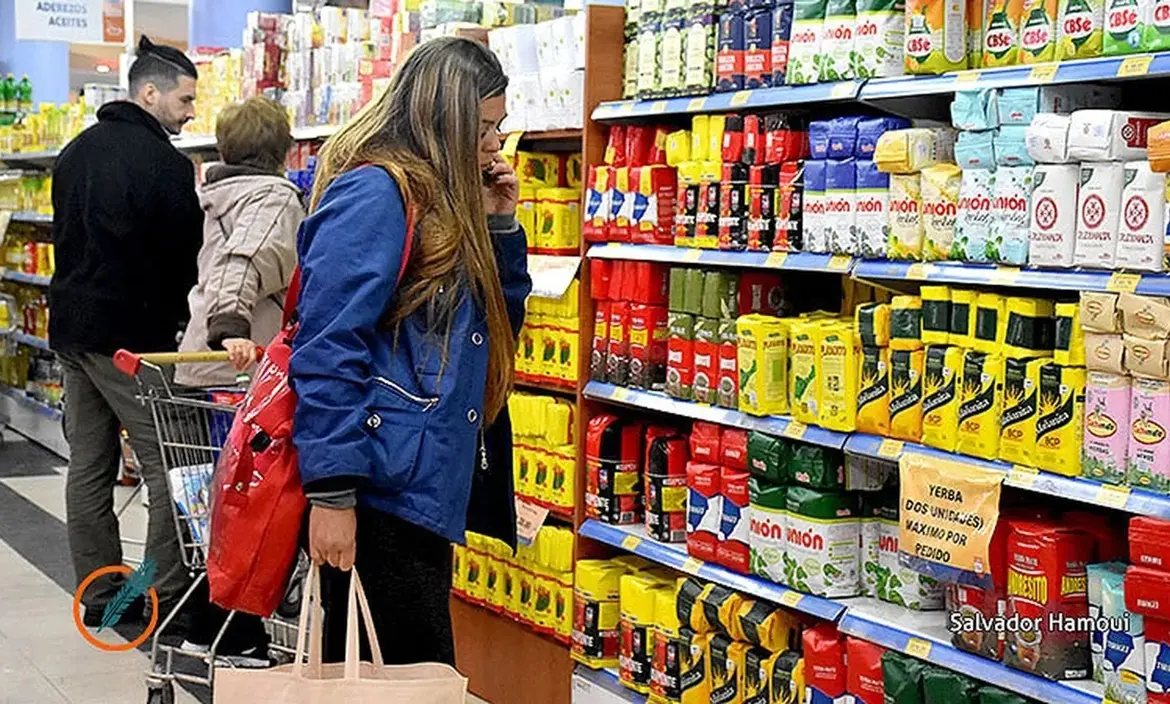 El IPC acumuló un alza de 33,5% en doce meses.