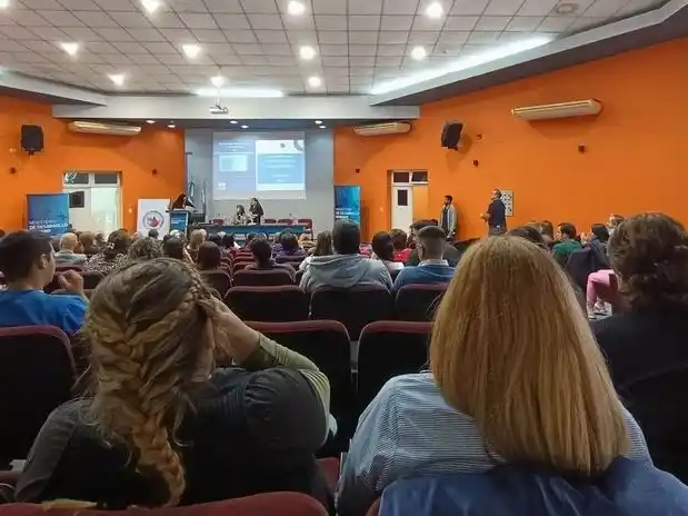 Gran asistencia de profesionales del NEA en
las 1.as Jornadas Provinciales de Hemoterapia