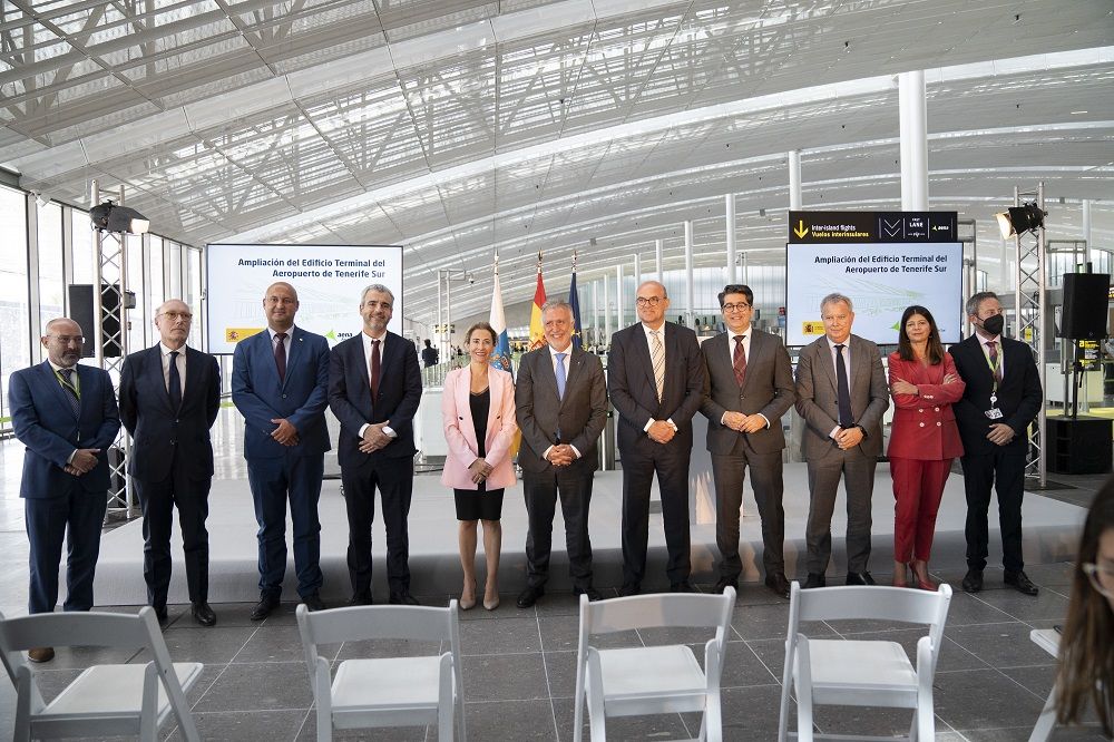 Aena inauguró las nuevas instalaciones de Tenerife Sur y anunció más inversiones para el aeropuerto