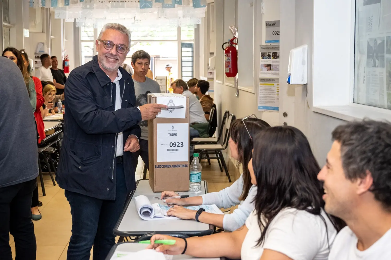 Zamora votó en la Escuela Secundaria N°32.
