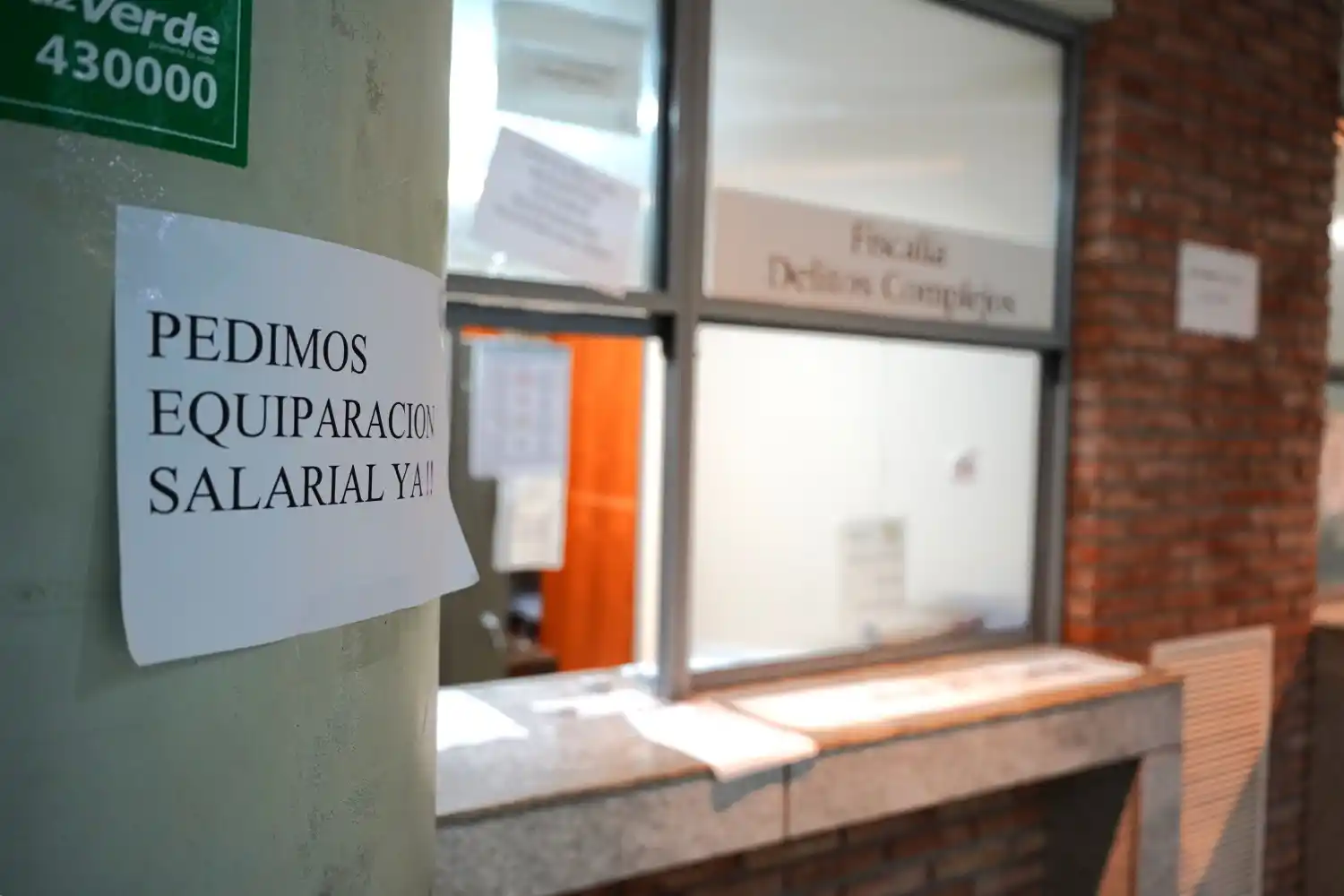 Los empleados judiciales paran por 72 horas pidiendo la equiparación