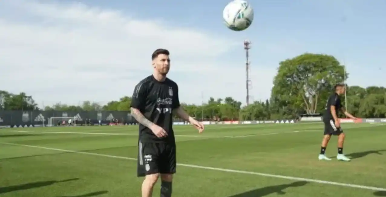 Lionel Messi entrenó y podría estar frente a Uruguay