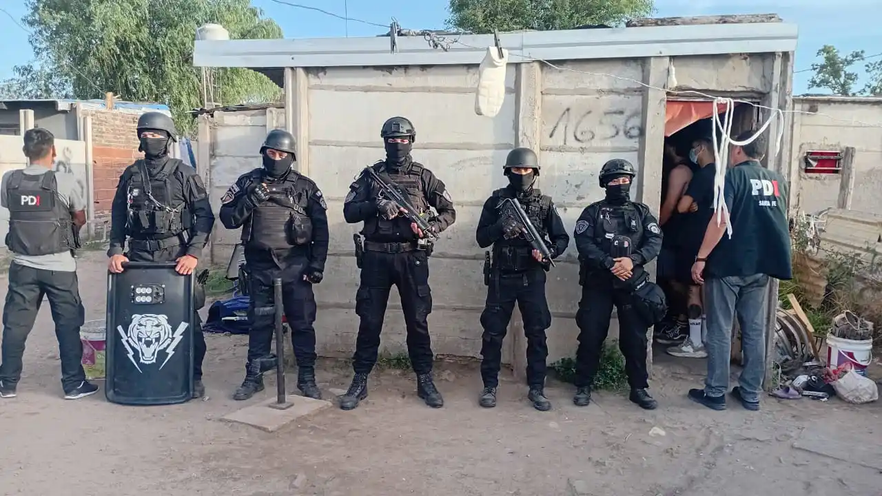 Este viernes se desarrollaron tres allanamientos con resultados positivos. Foto: PDI