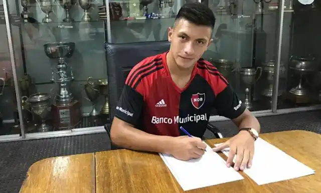La suma que recibiría Newell’s por la venta de Lisandro Martínez