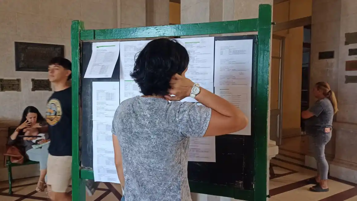 ¿Cuál es la oferta educativa No Arancelada de Nivel Superior en Victoria?