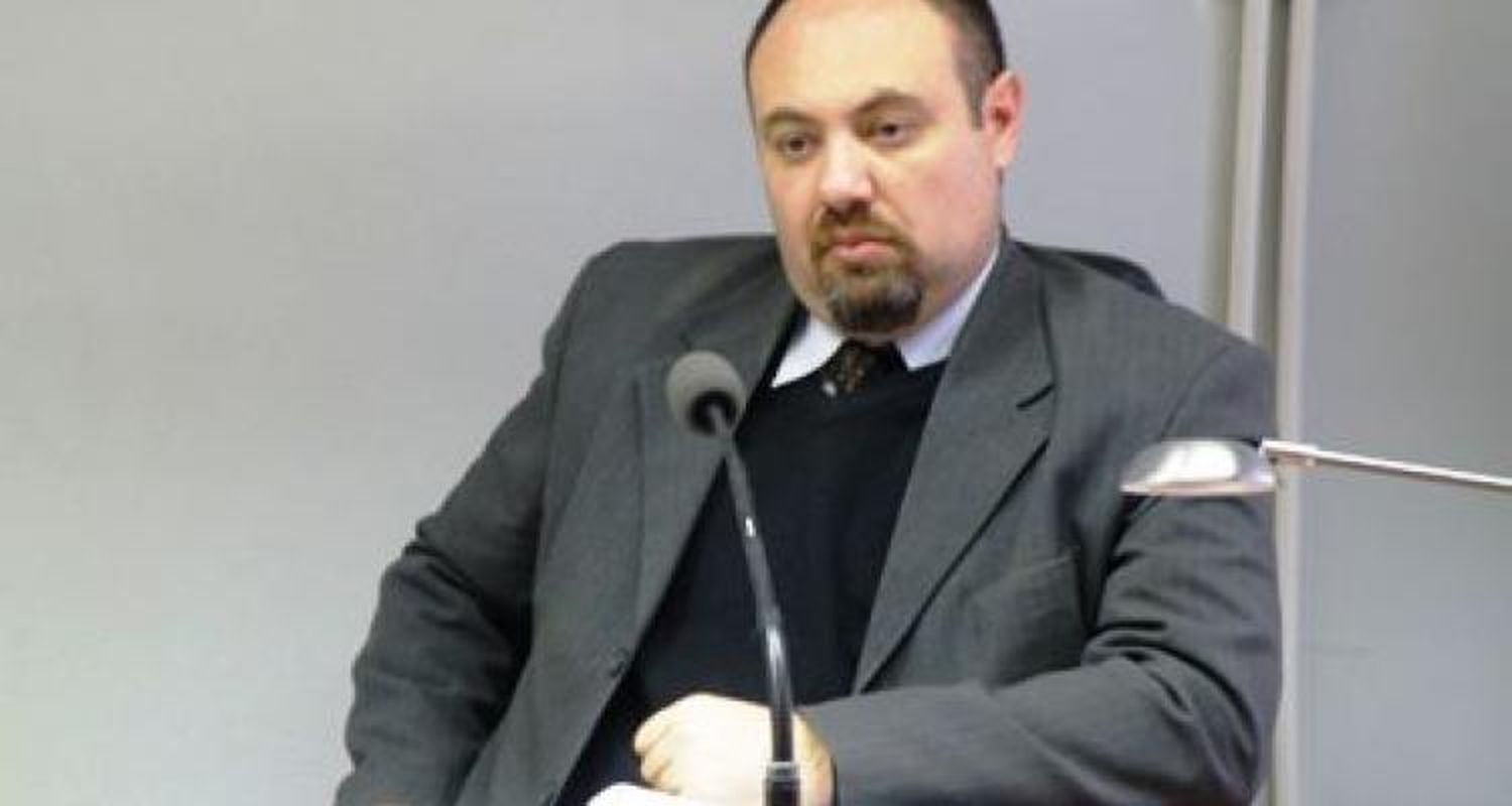 Baradero: Conferencia de prensa por el caso de piratas del asfalto por el que está detenido el ex chofer del intendente