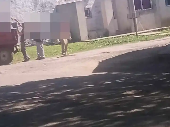 Aulí e Ituzaingó: una vergüenza los pozos que hay y así los arreglan