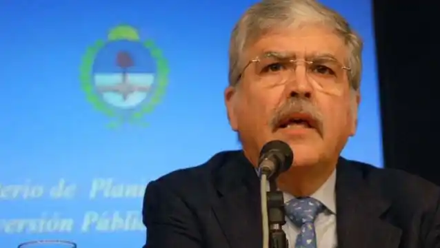 Internaron al ministro De Vido por una hemorragia abdominal