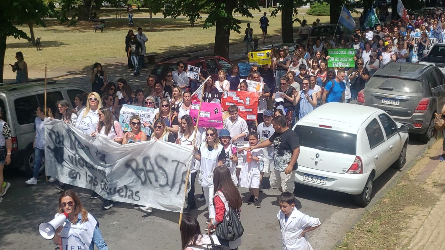 Docentes se movilizaron en repudio de la violencia en las escuelas