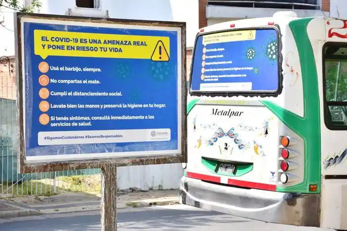 La Municipalidad refuerza campaña en la vía pública de concientización COVID-19
