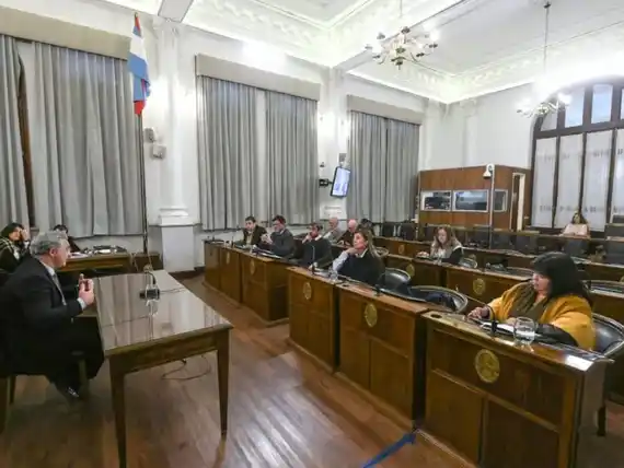 Gualeguay: Maite Burruchaga se presenta como postulante a fiscal auxiliar ante el Senado