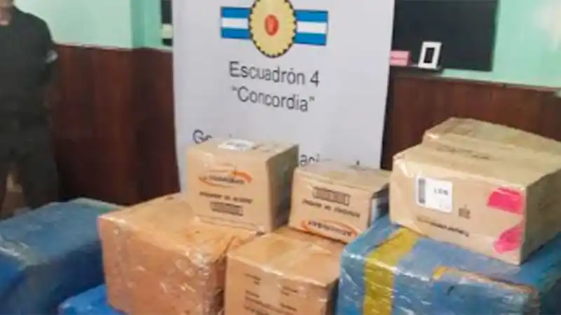 Detuvieron a dos personas por el tráfico de 30 kilos de marihuana