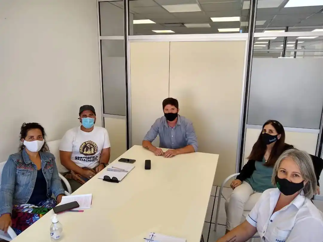 El Foro de Niñez y Adolescencia se  reunió con autoridades de la Anses