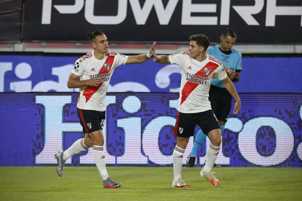 En Brasil, River visita a un adversario con dificultades