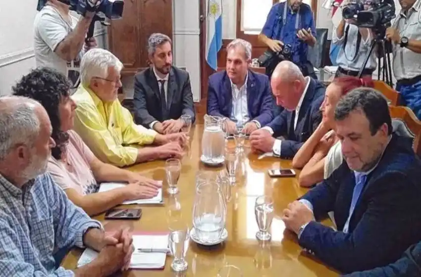 Los gremios estatales ATE y UPCN lograron avances en la negociación salarial