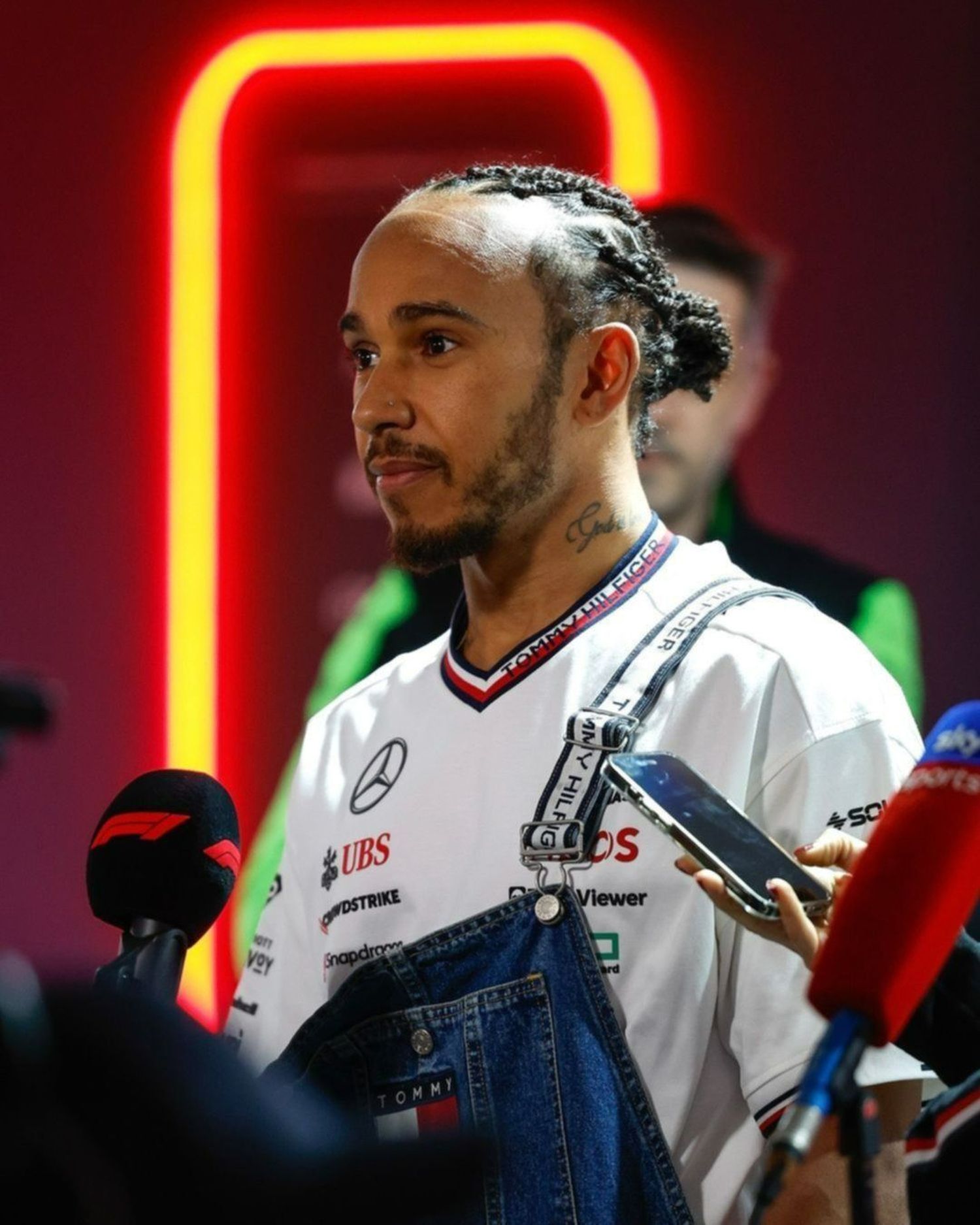 ¡Lewis Hamilton confiesa quién quiere que lo reemplace en Mercedes!