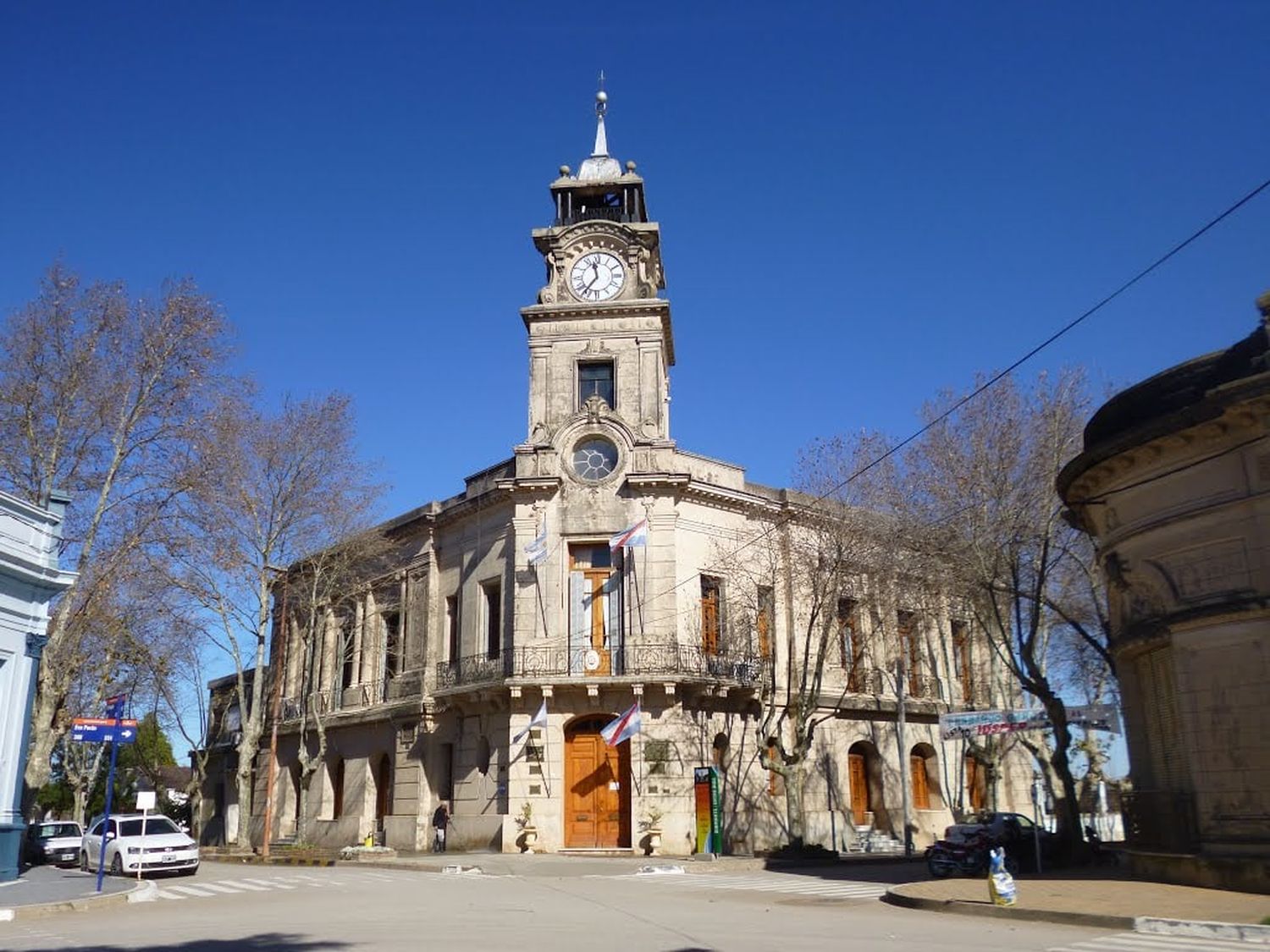 La Provincia y la Municipalidad firmaron convenio para el desarrollo de Parque Fotovoltaico