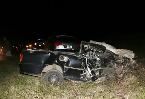 Accidente fatal en Ruta 30: Un muerto y dos heridos