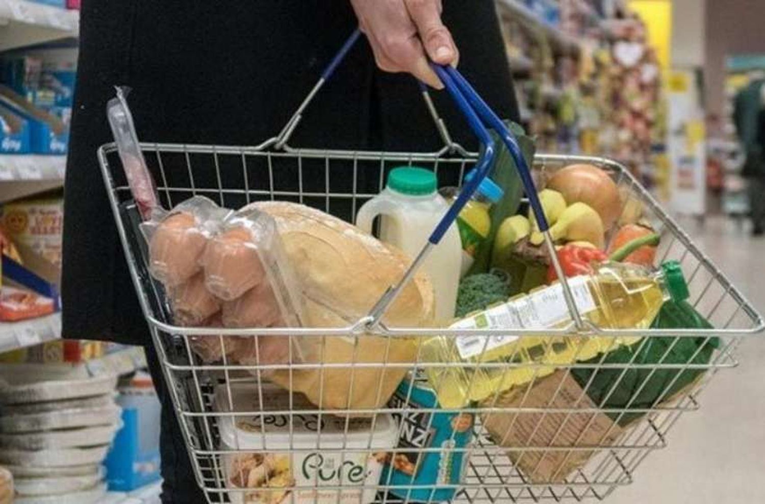 Inflación de noviembre: una familia tipo necesitó más de un millón de pesos para no ser pobre