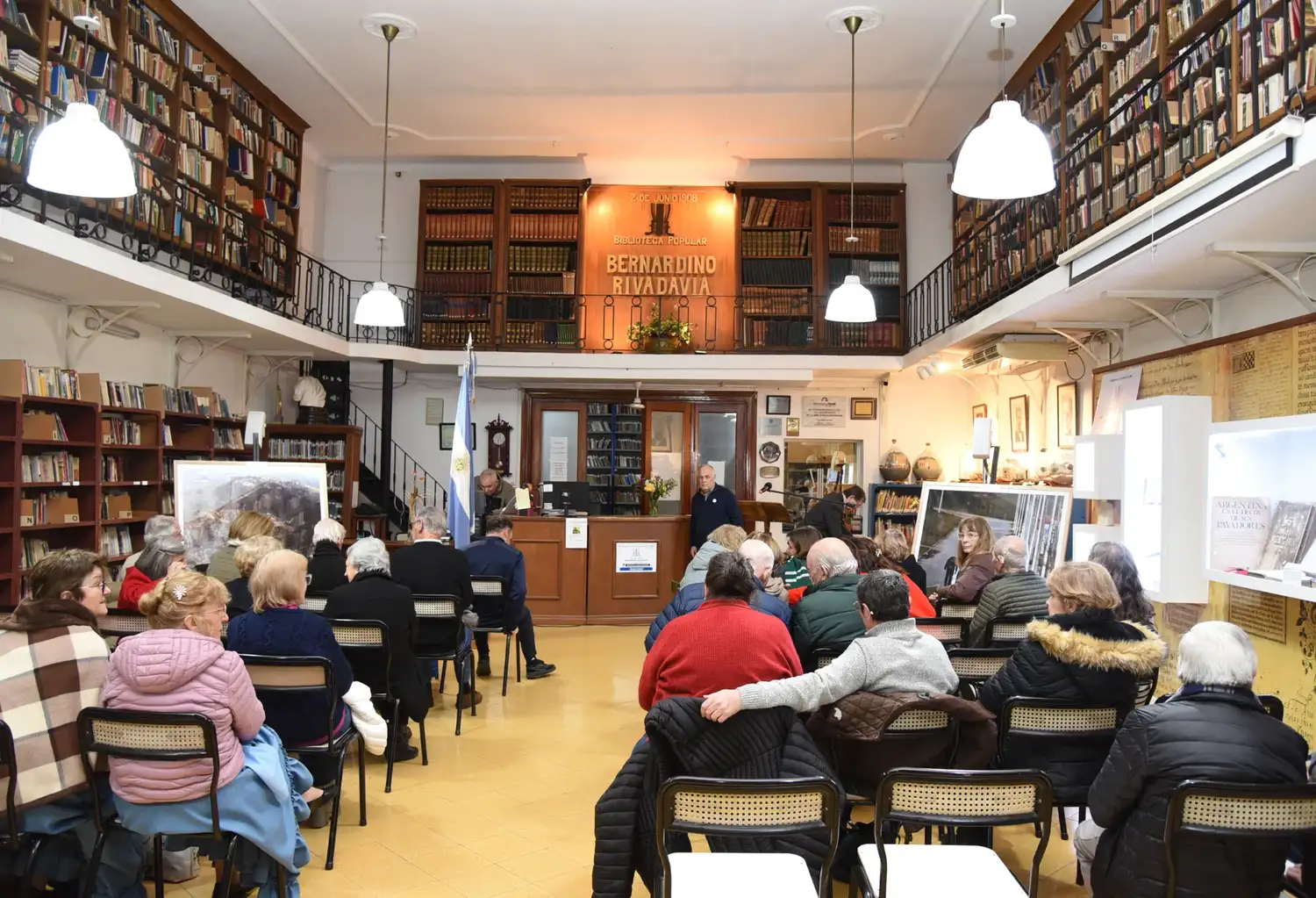 Biblioteca Rivadavia,aniversario - 1