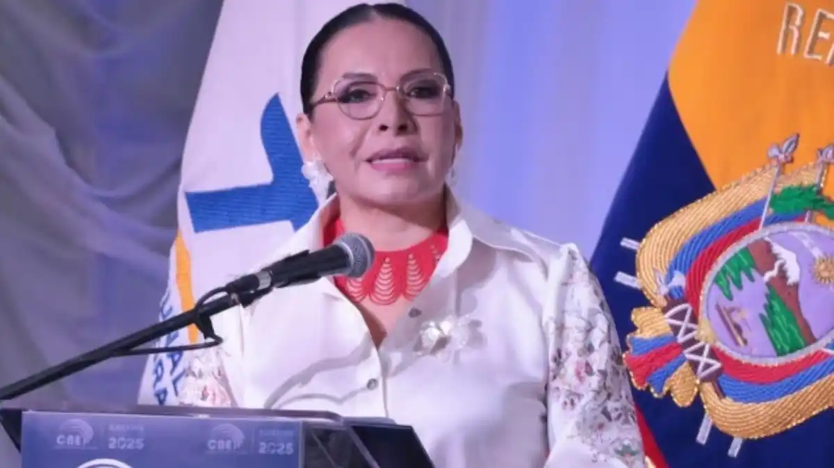 Presidenta del CNE en Ecuador: «Si Maduro dice que hubo fraude, eso quiere decir que lo estamos haciendo bien»