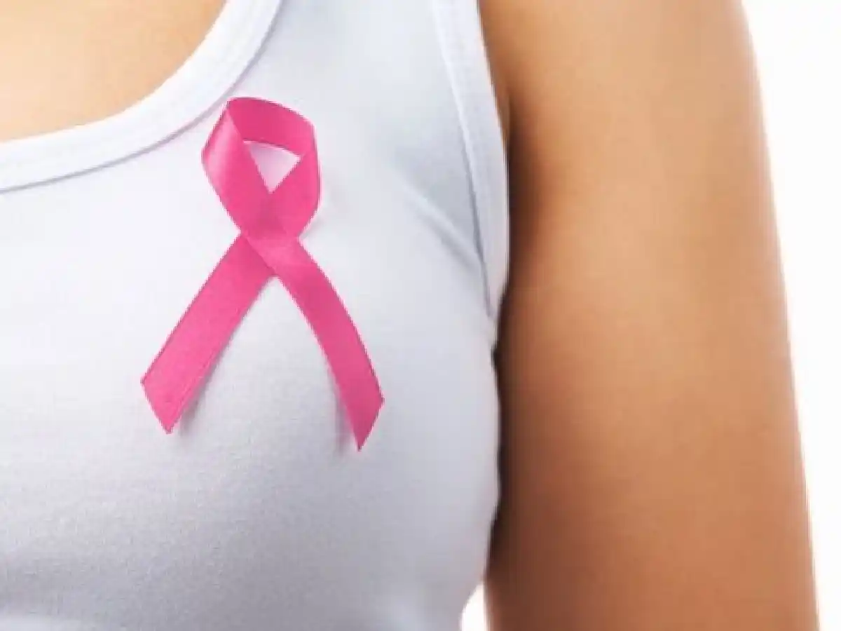 Charla sobre prevención de cáncer de mana