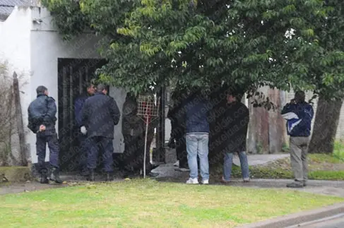 Los Hornos: Mueren dos abuelos al incendiarse su vivienda
