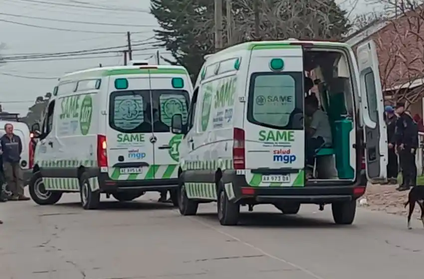 Trasladan con múltiples golpes a madre e hija que iban en una moto