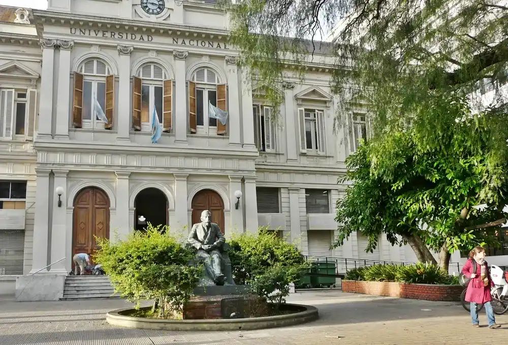 El edificio del Rectorado de la Universidad Nacional de La Plata (UNLP).