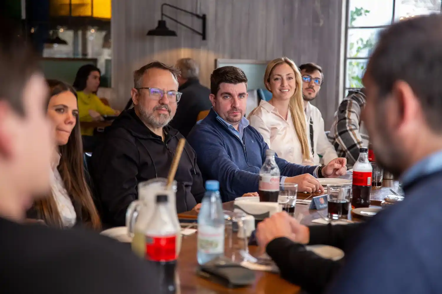 En campaña por Pilar, Valenzuela criticó impuestos locales y pidió replicar el modelo de Tres de Febrero