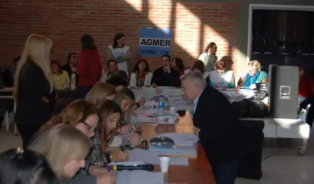 Se concursaron 200 cargos directivos del nivel primario