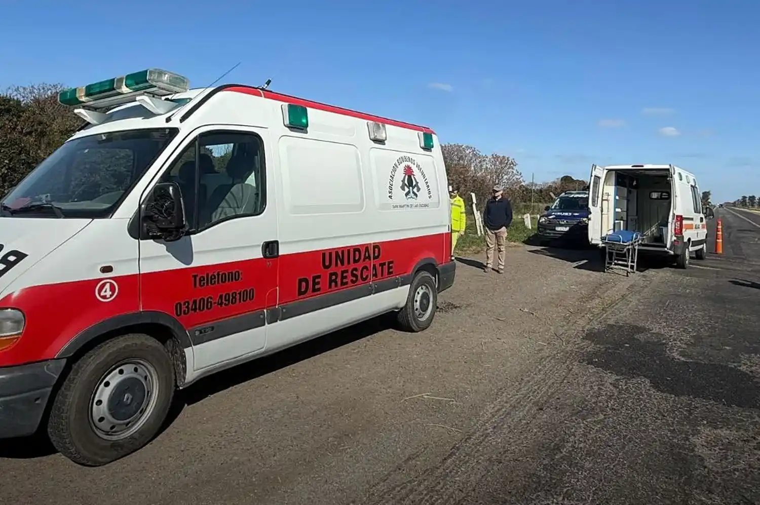 Choque y dos heridos en un cruce ferroviario de Ruta 34: las víctimas fueron asistidas por bomberos