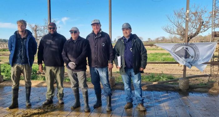 Comenzó el recorrido de tambos en el 8° Concurso de Vacas a Campo - 1