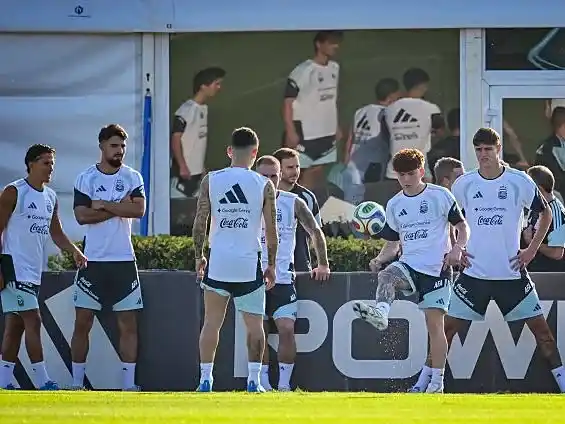 Argentina se enfrenta con Zambia en su último amistoso