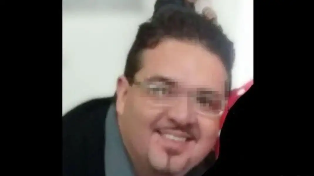 Condenaron a un hombre por abusar de sus hijastras y su hija biológica, todas menores de edad