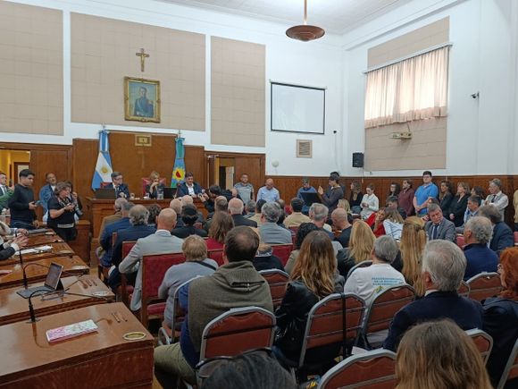 Emotivo homenaje en el HCD al Papa Francisco: “Nos dejó una herencia inmensa”