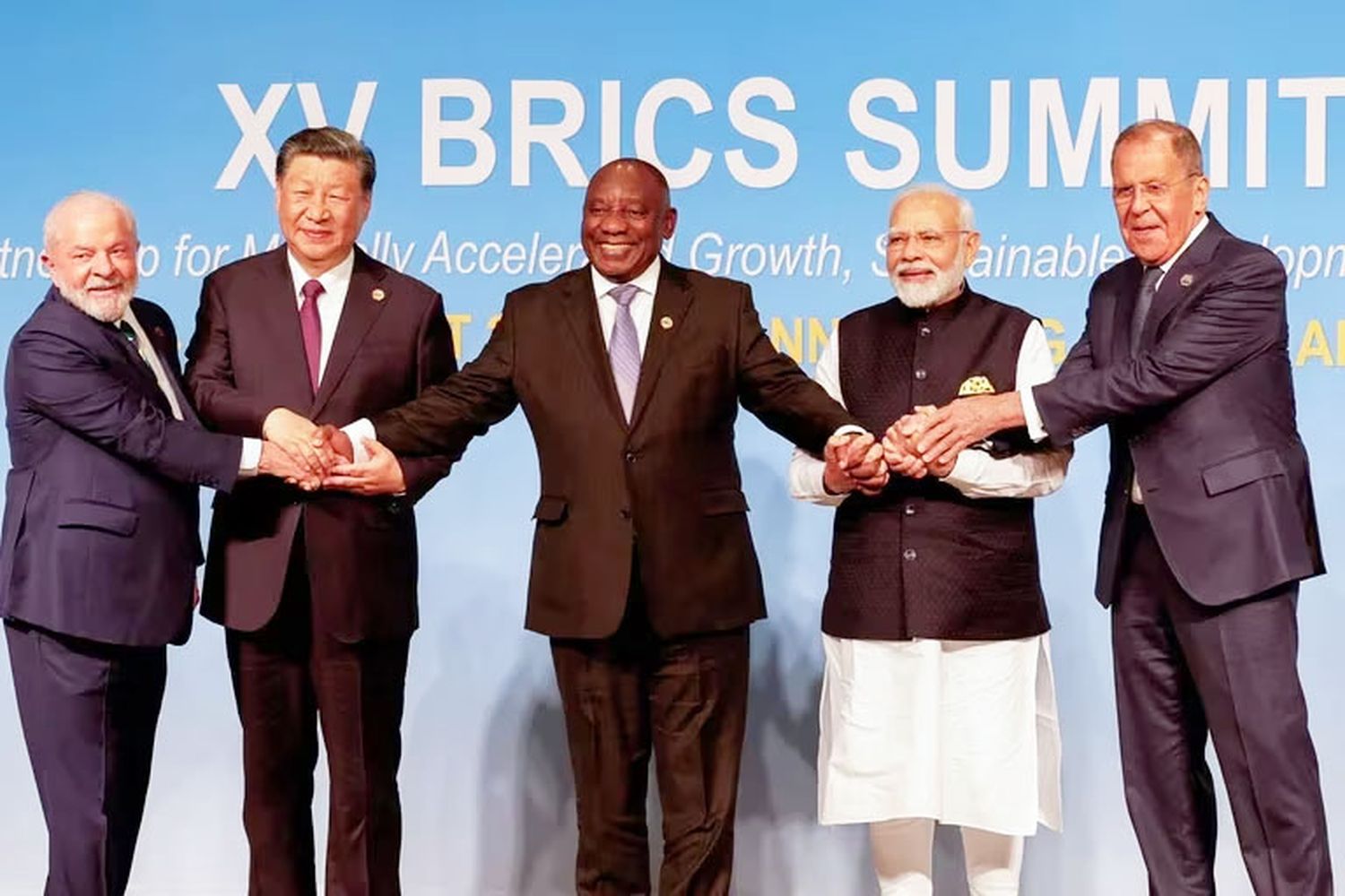 Quieren que el ingreso de la Argentina a los BRICS  pase previamente por el Congreso